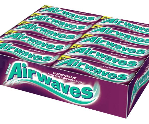 Full Box of 30 Wrigley's Chewing Gum Airwaves Sugar Free Blackcurrant 0